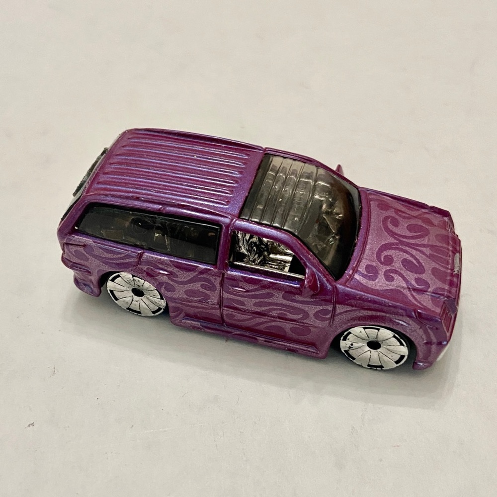 Vintage Hotwheels-Mattel Inc. 2002 boom box